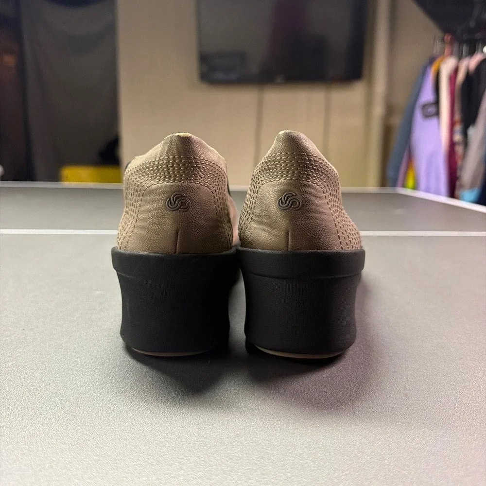 Clarks Cloudsteppers Step Rose Sky Pewter Slip On Flats Women's US 9 Wide